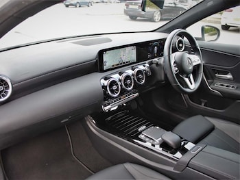 Used Mercedes-Benz A-Class 2021 for sale - 75564927: Photo