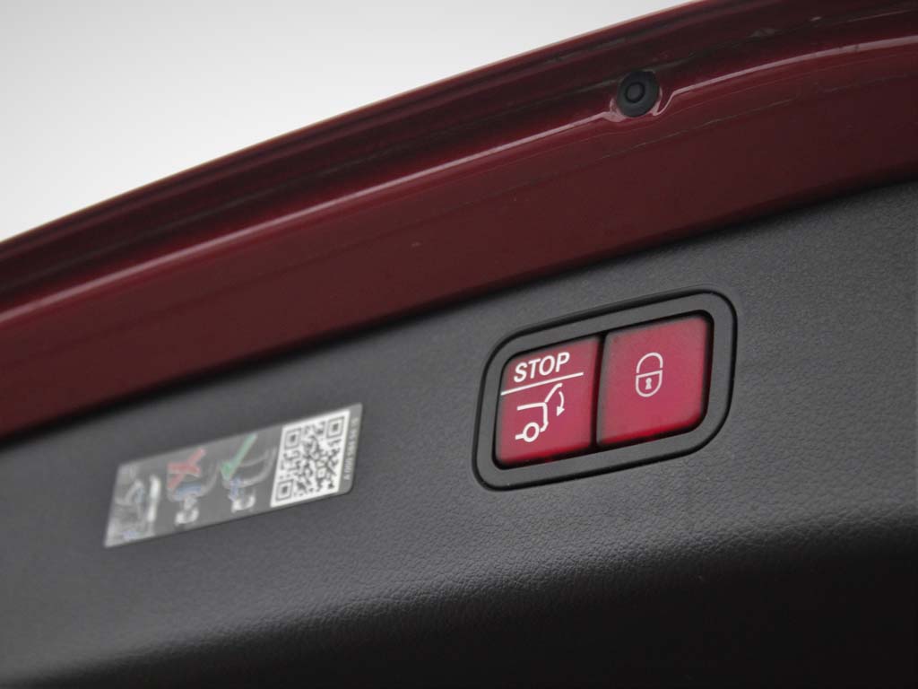 Used Mercedes-Benz C Class 2023 for sale - 76296979: Photo 11