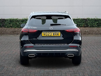 Used Mercedes-Benz GLA 2023 for sale - 77164012: Photo