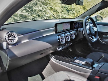 Used Mercedes-Benz A-Class 2020 for sale - 76937264: Photo