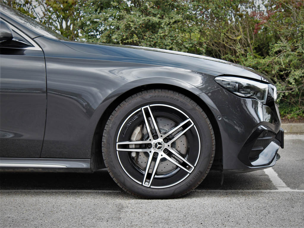 Used Mercedes-Benz E Class 2024 for sale - 76647355: Photo 5