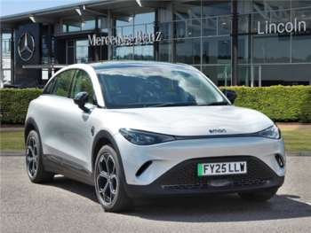 2025 (25) - 200kW Pro + 66kWh 5dr Auto