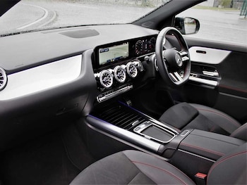Used Mercedes-Benz GLA 2024 for sale - 76139630: Photo
