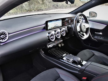 Used Mercedes-Benz A-Class 2019 for sale - 76389698: Photo