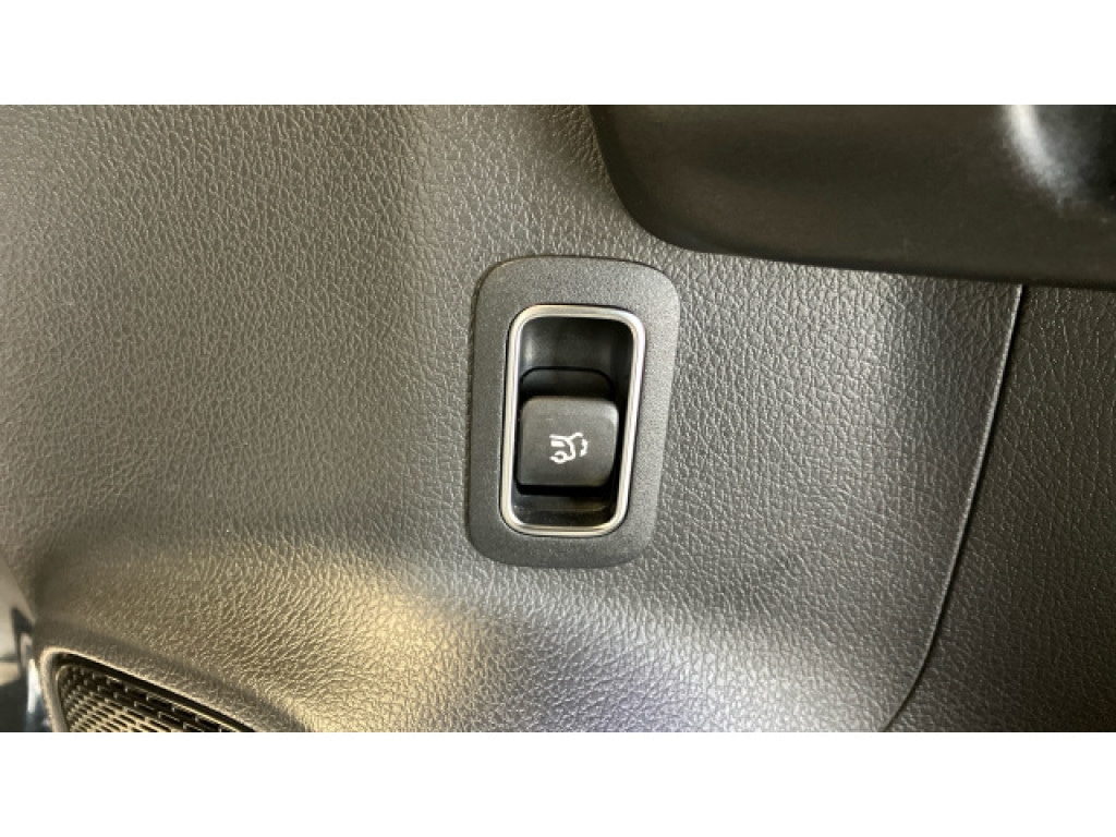 Used Mercedes-Benz GLA 2021 for sale - 76937354: Photo 14