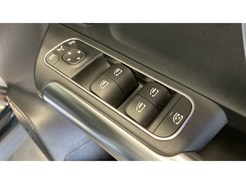 Used Mercedes-Benz GLA 2021 for sale - 76937354: Photo 35