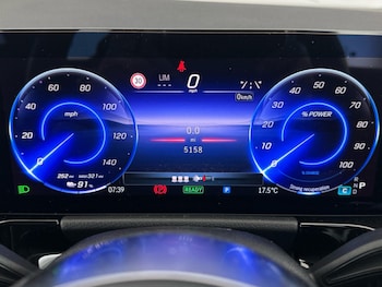 Used Mercedes-Benz EQA 2024 for sale - 76139724: Photo 4