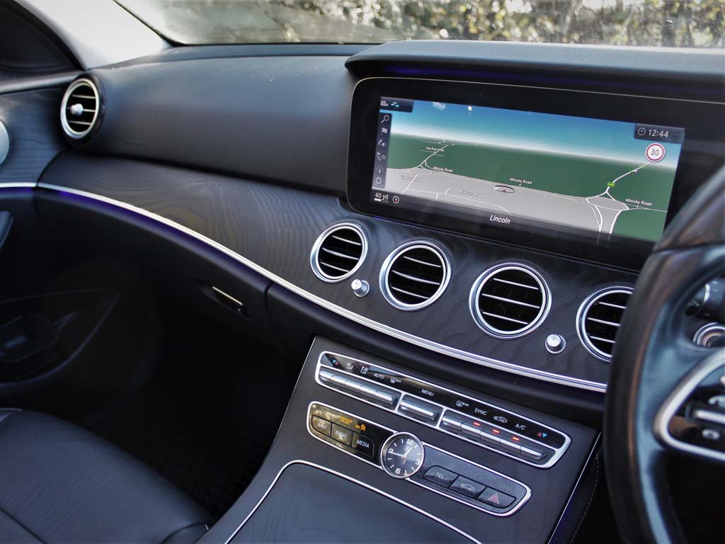 Used Mercedes-Benz E Class 2019 for sale - 76662349: Photo 16