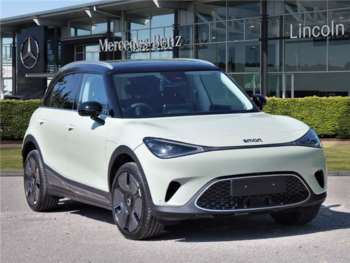 2025 (25) - 200kW Premium 66kWh 5dr Auto