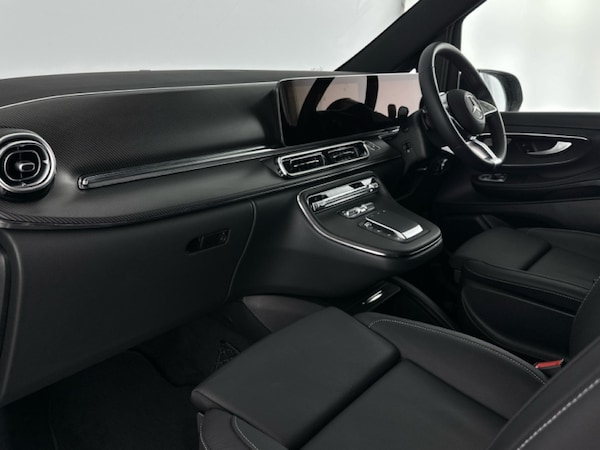 Used Mercedes-Benz V-Class 2024 for sale - 76216612: Photo 5