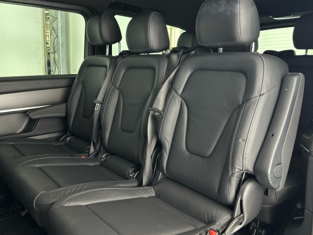 Used Mercedes-Benz V-Class 2024 for sale - 76216612: Photo 8