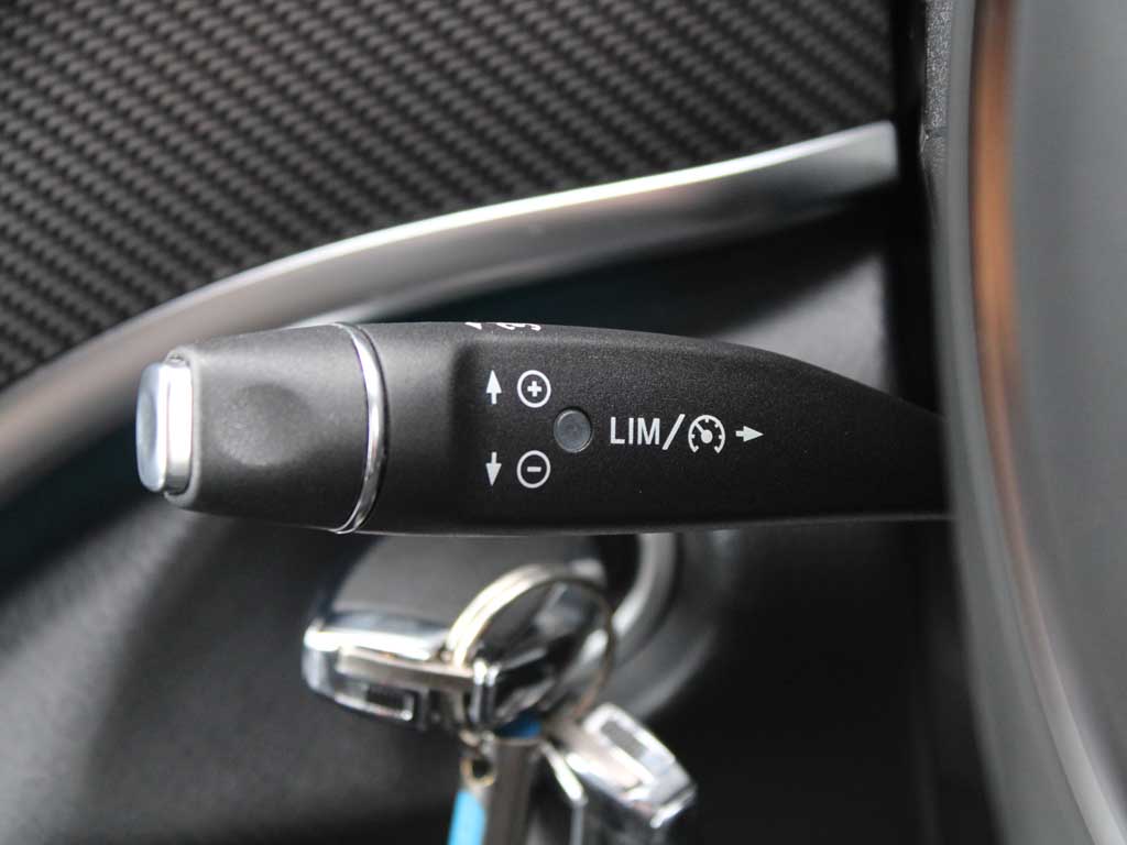 Used Mercedes-Benz V-Class 2024 for sale - 76837619: Photo 12