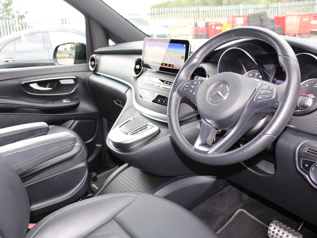 Used Mercedes-Benz V-Class 2024 for sale - 76837619: Photo 15