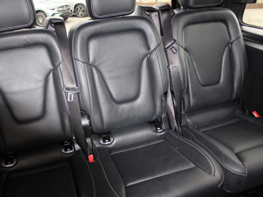Used Mercedes-Benz V-Class 2024 for sale - 76837619: Photo 2