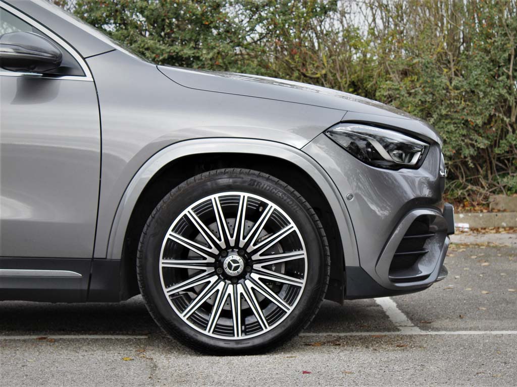 Used Mercedes-Benz GLA 2024 for sale - 76662352: Photo 4