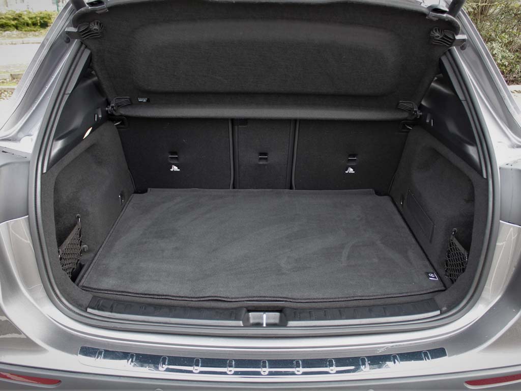 Used Mercedes-Benz GLA 2024 for sale - 76662352: Photo 9