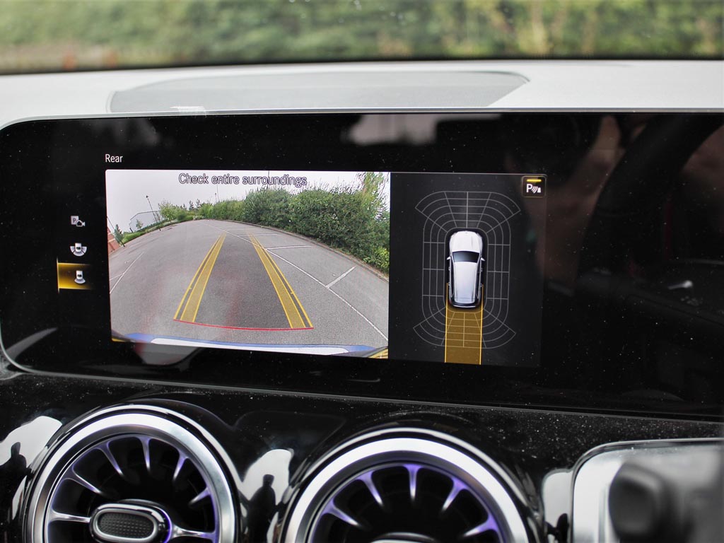 Used Mercedes-Benz GLB 2023 for sale - 76327810: Photo 11