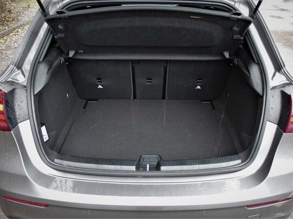 Used Mercedes-Benz A-Class 2023 for sale - 76662327: Photo 9