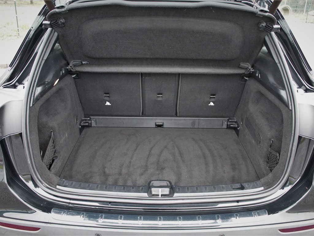 Used Mercedes-Benz GLA 2020 for sale - 76888287: Photo 9