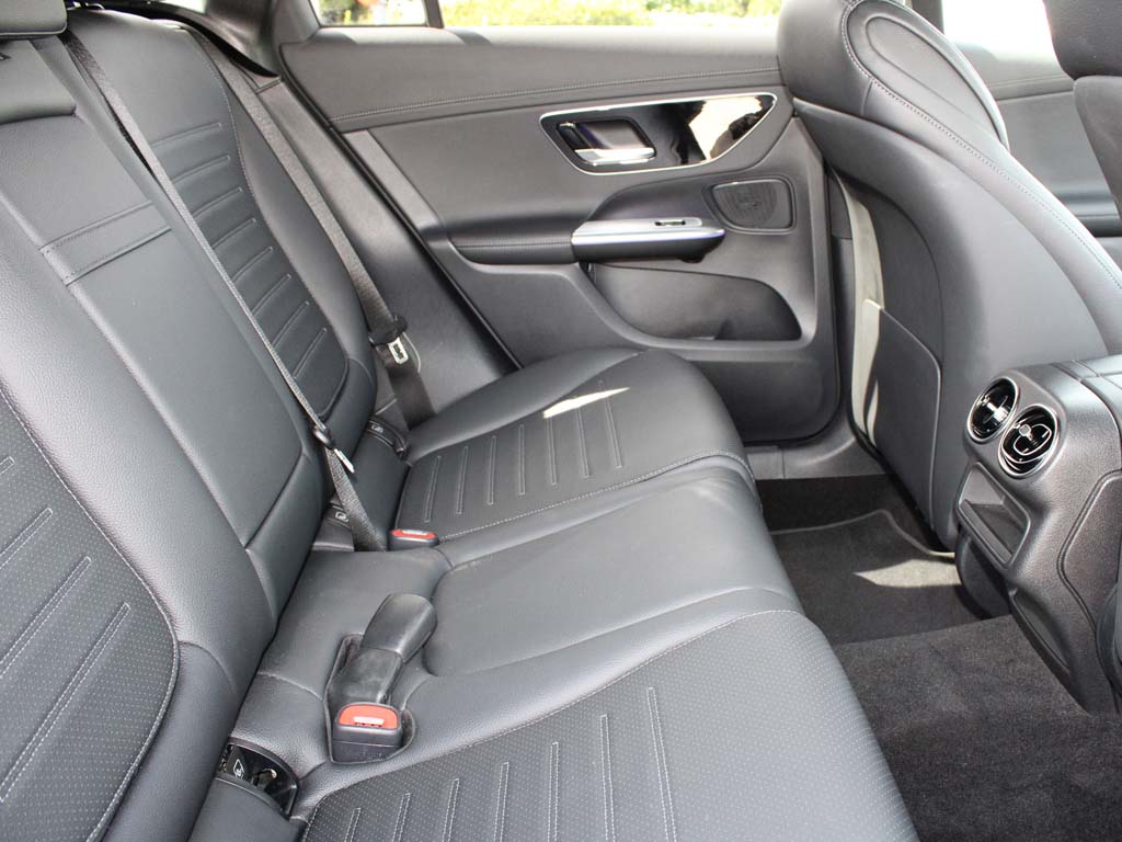 Used Mercedes-Benz GLC 2023 for sale - 76434197: Photo 16