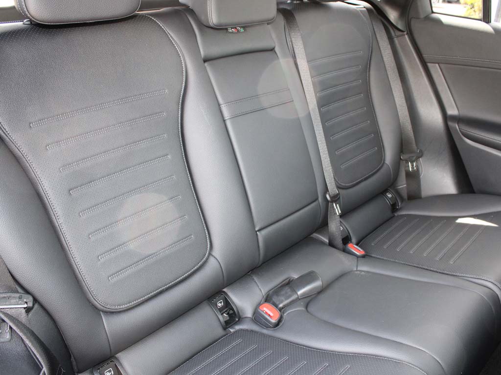 Used Mercedes-Benz GLC 2023 for sale - 76434197: Photo 33
