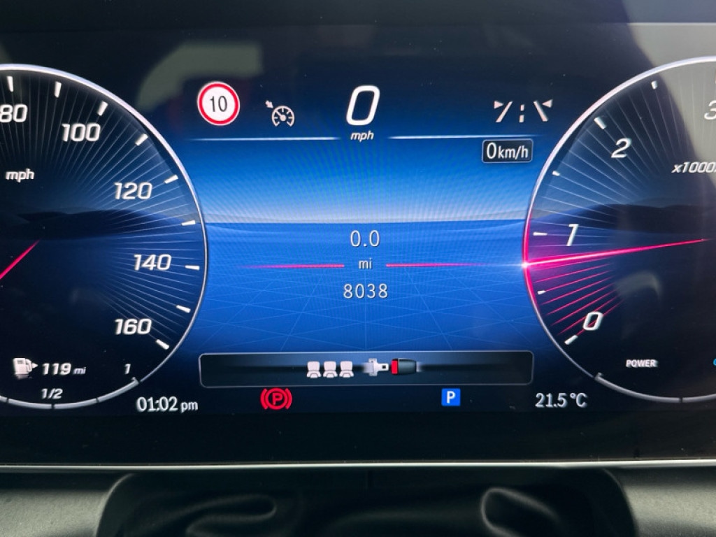 Used Mercedes-Benz GLC 2024 for sale - 76692716: Photo 4