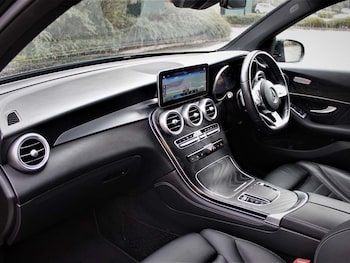 Used Mercedes-Benz GLC 2020 for sale - 75709386: Photo