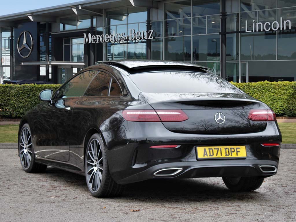 Used Mercedes-Benz E Class 2022 for sale - 77052392: Photo 2