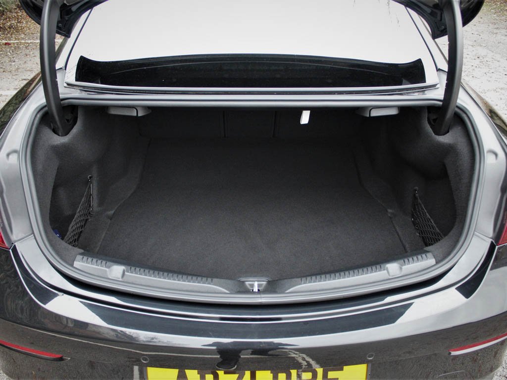 Used Mercedes-Benz E Class 2022 for sale - 77052392: Photo 9