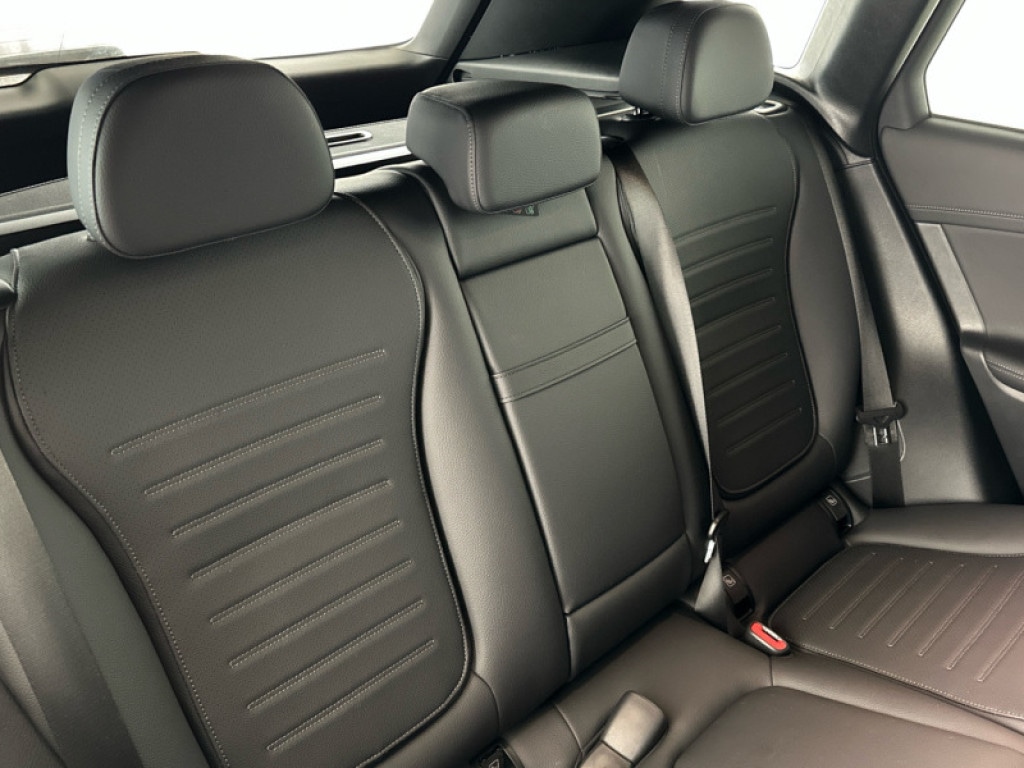 Used Mercedes-Benz GLC 2024 for sale - 76662408: Photo 8