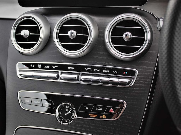 Used Mercedes-Benz C-Class 2023 for sale - 76202320: Photo 17