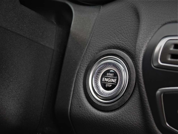 Used Mercedes-Benz C-Class 2023 for sale - 76202320: Photo 37