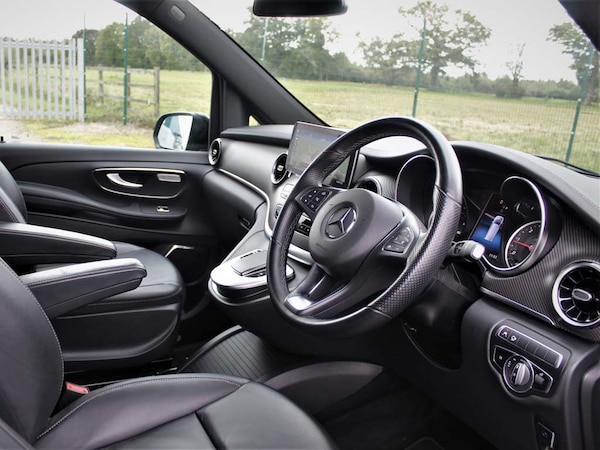 Used Mercedes-Benz V-Class 2024 for sale - 76309312: Photo 11