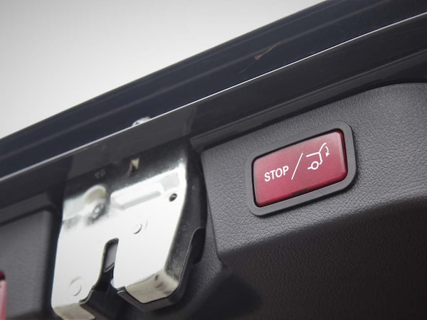 Used Mercedes-Benz V-Class 2024 for sale - 76309312: Photo 36