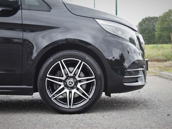 Used Mercedes-Benz V-Class 2024 for sale - 76309312: Photo 5