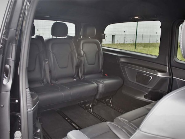 Used Mercedes-Benz V-Class 2024 for sale - 76309312: Photo 8