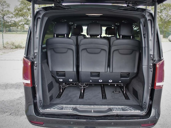 Used Mercedes-Benz V-Class 2024 for sale - 76309312: Photo 9
