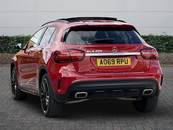 Used Mercedes-Benz GLA 2019 for sale - 79623043: Photo