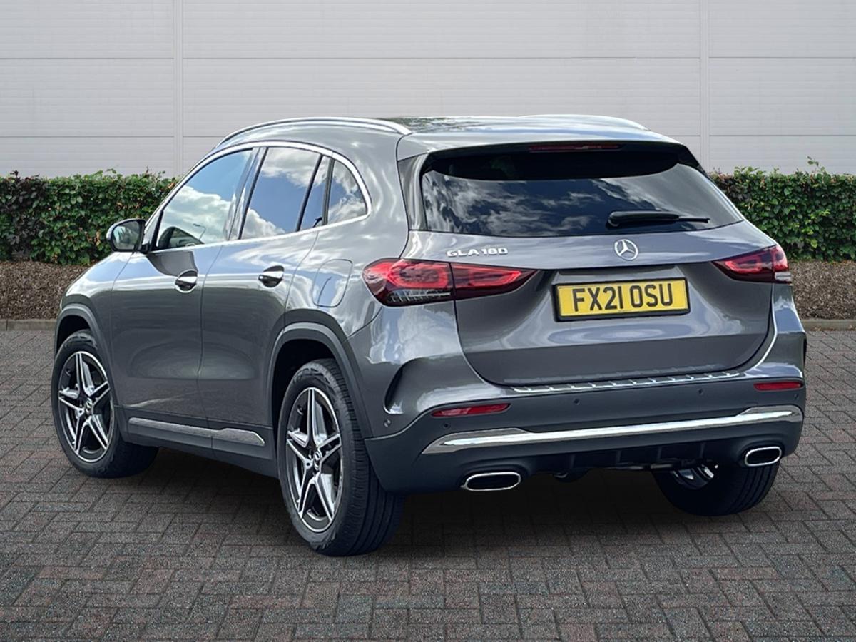 Used Mercedes-Benz GLA 2021 for sale - 77599813: Photo 2