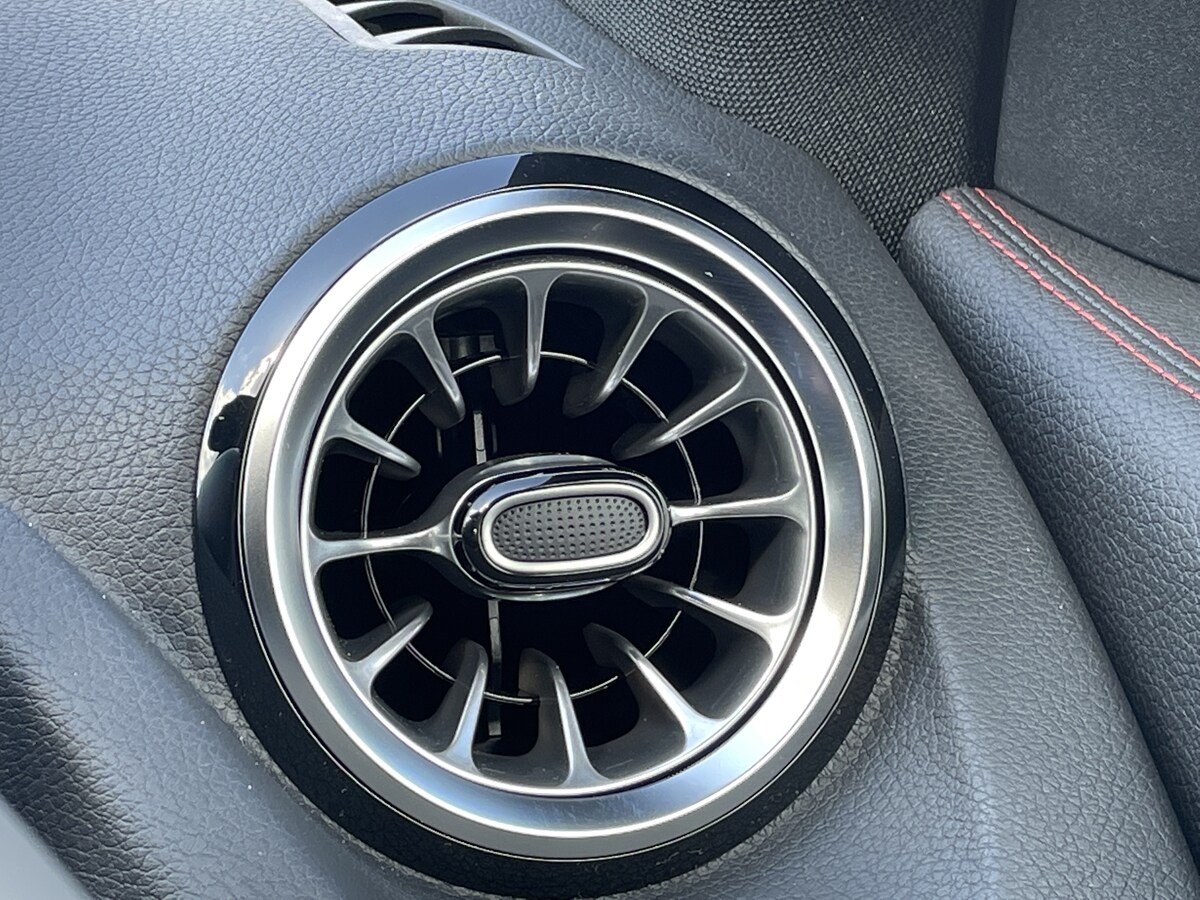 Used Mercedes-Benz GLA 2021 for sale - 77599813: Photo 26