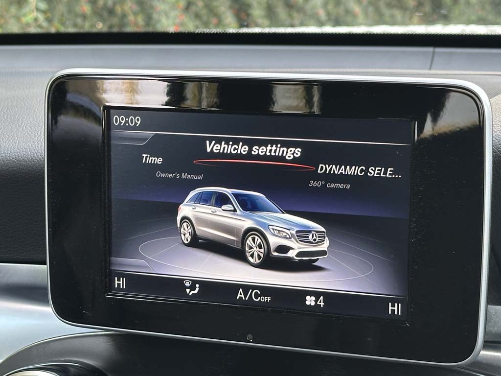 Used Mercedes-Benz GLC 2019 for sale - 76296937: Photo 28