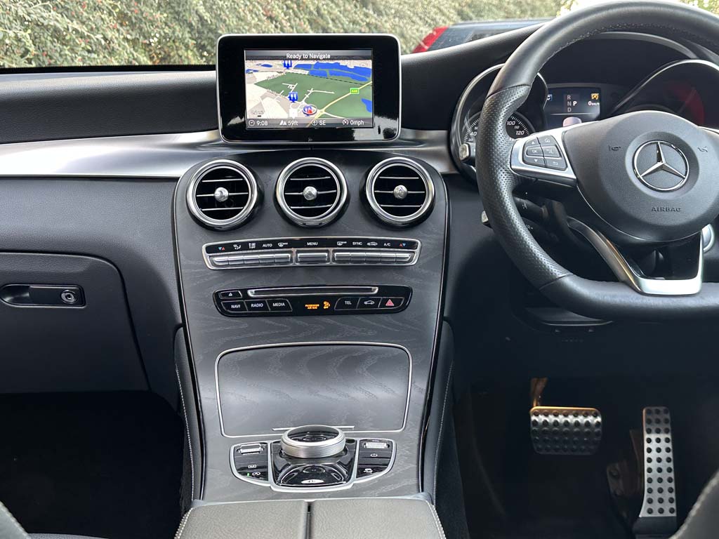 Used Mercedes-Benz GLC 2019 for sale - 76296937: Photo 7