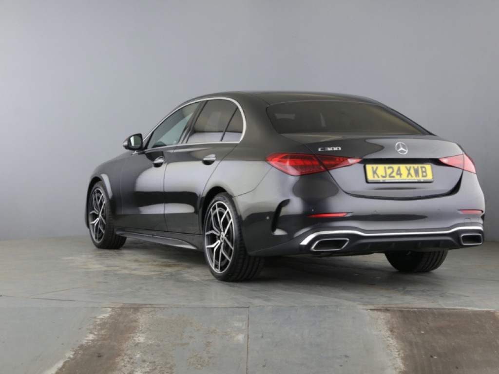 Used Mercedes-Benz C Class 2024 for sale - 76662291: Photo 2