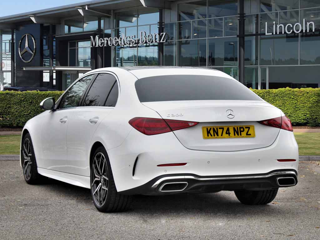 Used Mercedes-Benz C Class 2024 for sale - 76662393: Photo 2