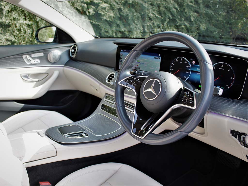 Used Mercedes-Benz E-Class 2023 for sale - 76021629: Photo 3