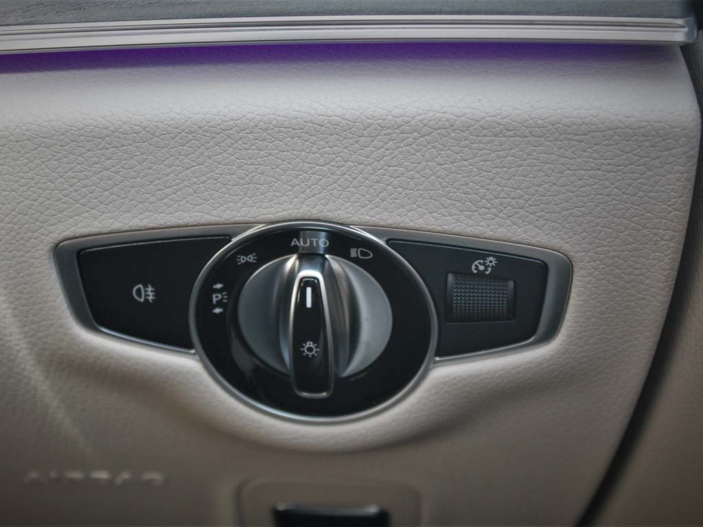 Used Mercedes-Benz E-Class 2023 for sale - 76021629: Photo 30