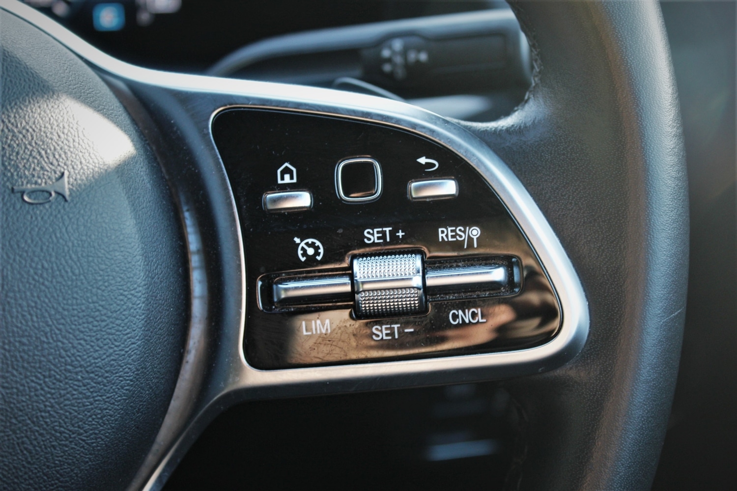 Used Mercedes-Benz GLA 2022 for sale - 77755120: Photo 16