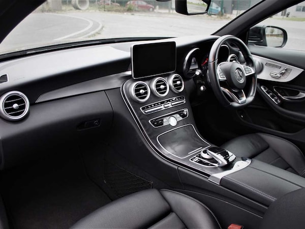 Used Mercedes-Benz C Class 2018 for sale - 76296934: Photo 3