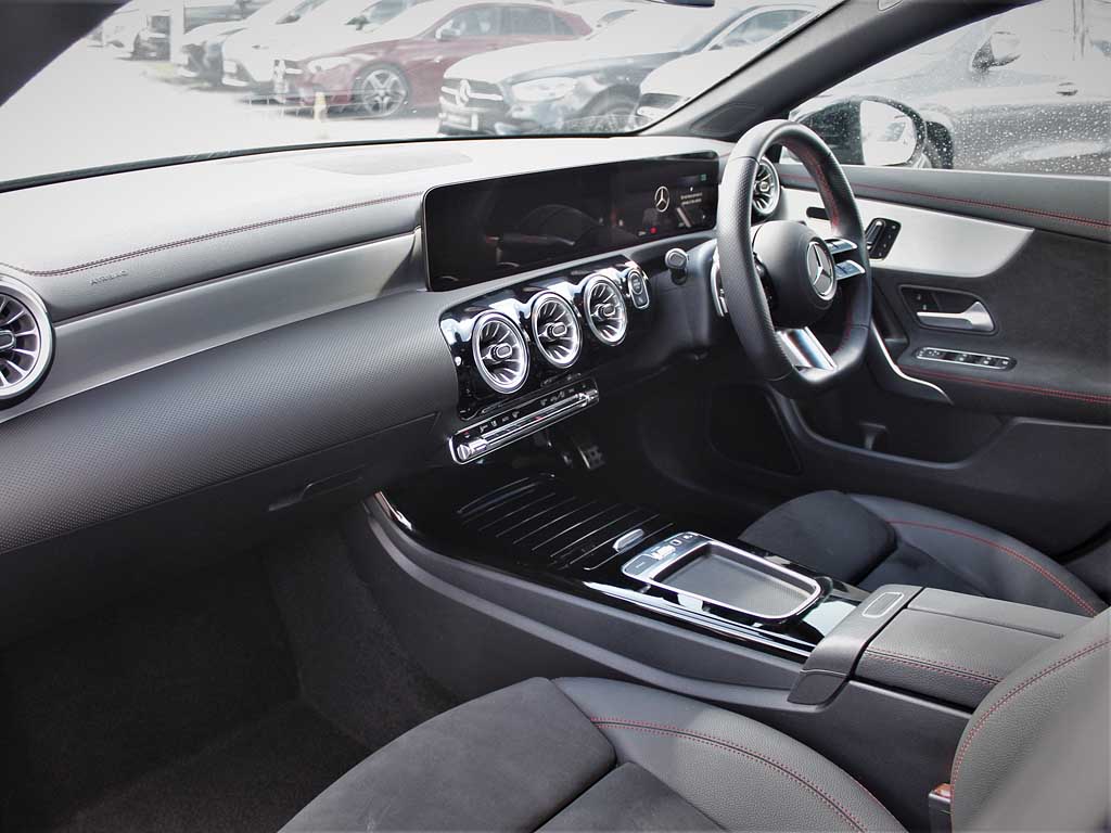 Used Mercedes-Benz CLA 2025 for sale - 75758269: Photo 3