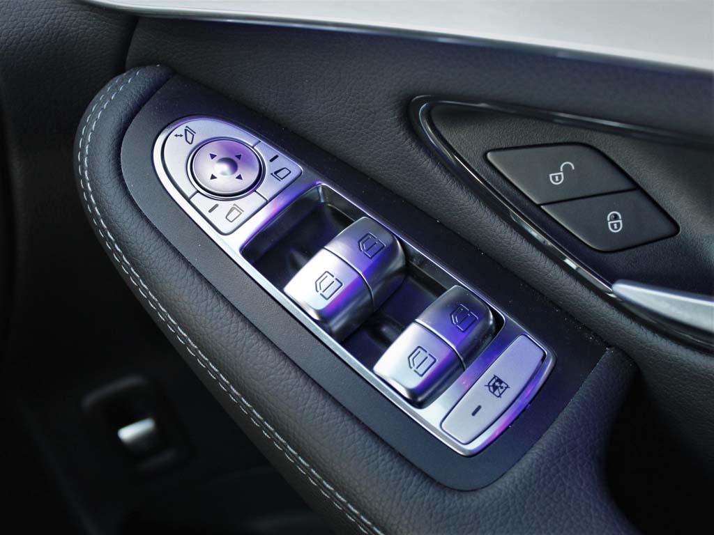 Used Mercedes-Benz GLC 2022 for sale - 76021621: Photo 13